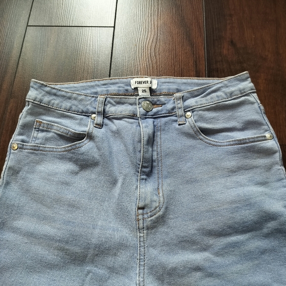Forever 21 Flare Jeans with raw hem, Women Size 25 - Picture 9 of 16
